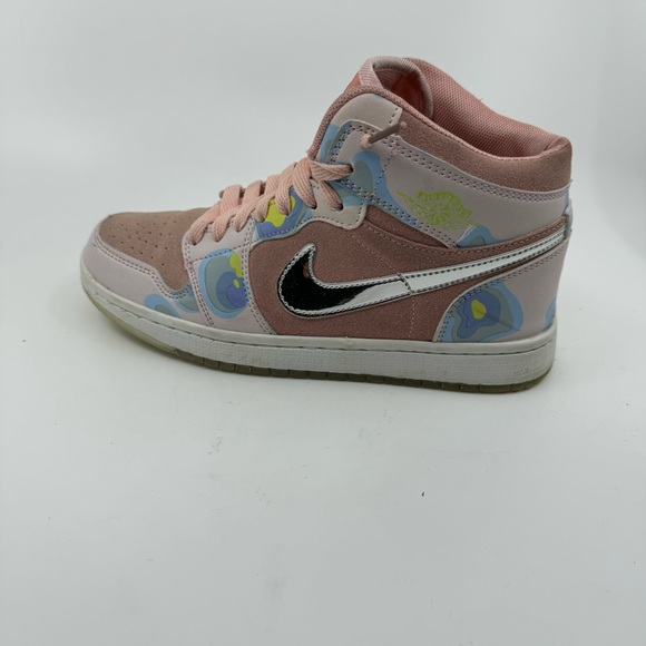 Nike Air Jordan 1 Mid SE P(HER)SPECTIVE (W) is a Special Edition SZ 6.5 Women’s - Picture 5 of 11